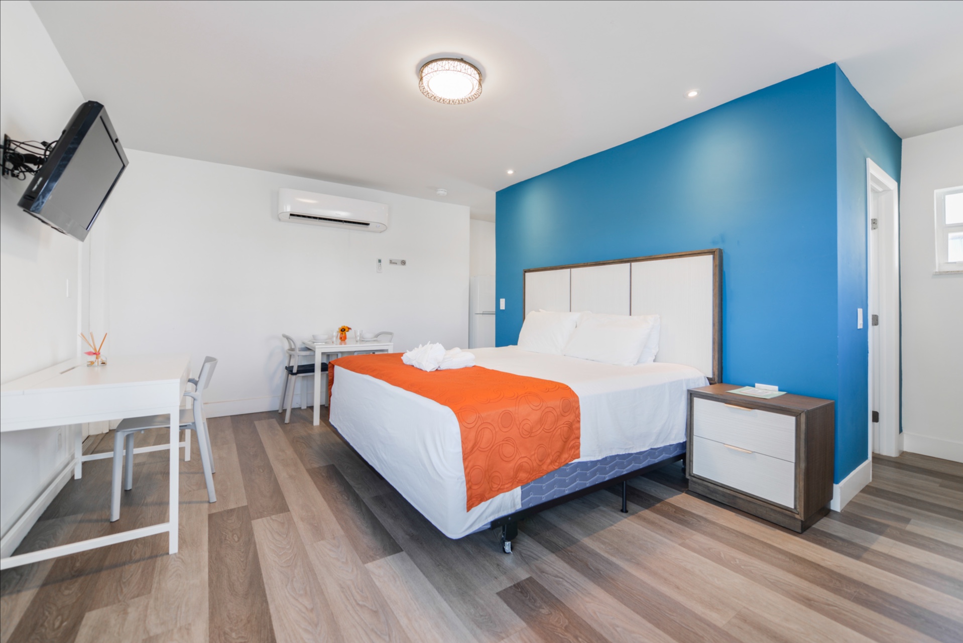 RE The Mariner Hotel, apt